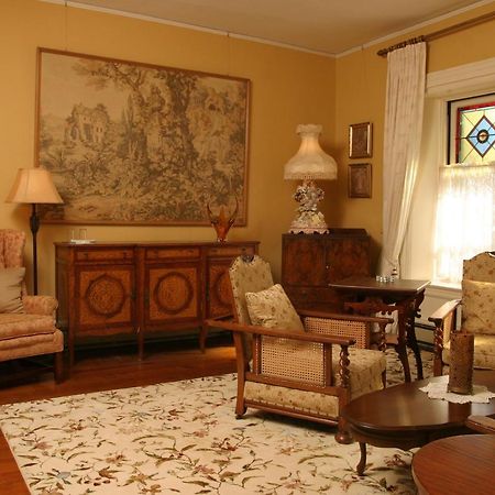 Grand Victorian Bed & Breakfast Niagara Şelalesi Dış mekan fotoğraf