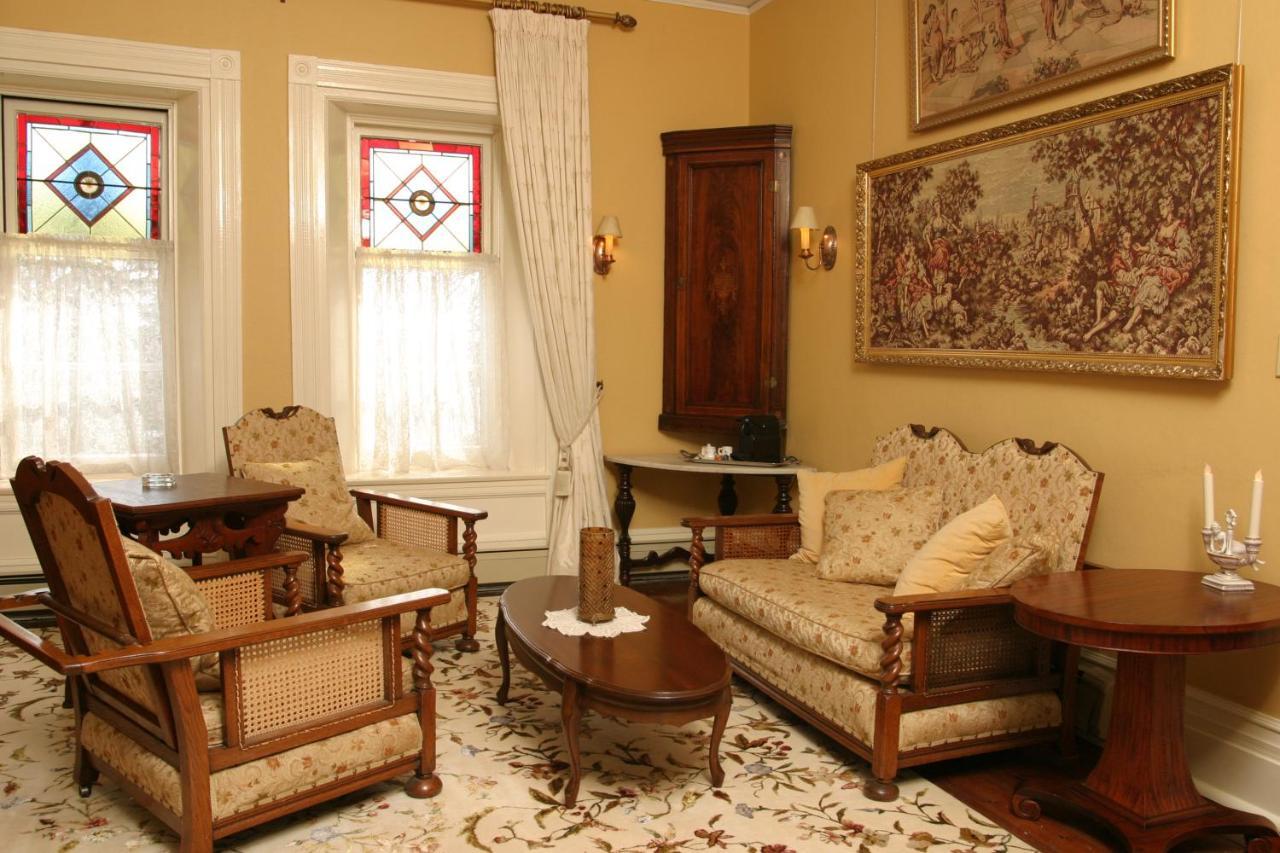 Grand Victorian Bed & Breakfast Niagara Şelalesi Dış mekan fotoğraf